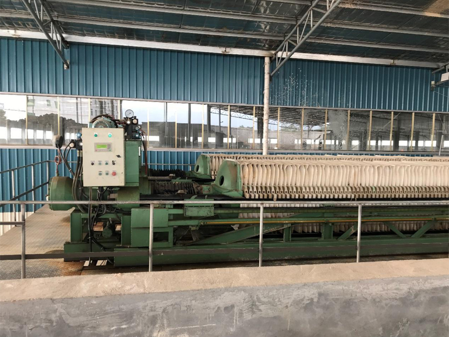 自動(dòng)拉板壓濾機（榨泥機）75K-106