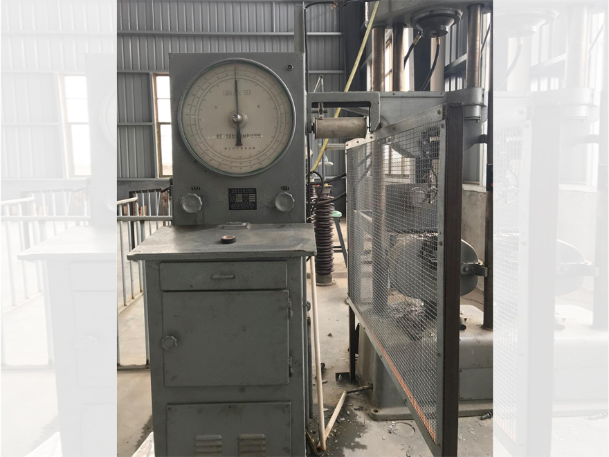 萬(wàn)能材料試驗機（WE-600）